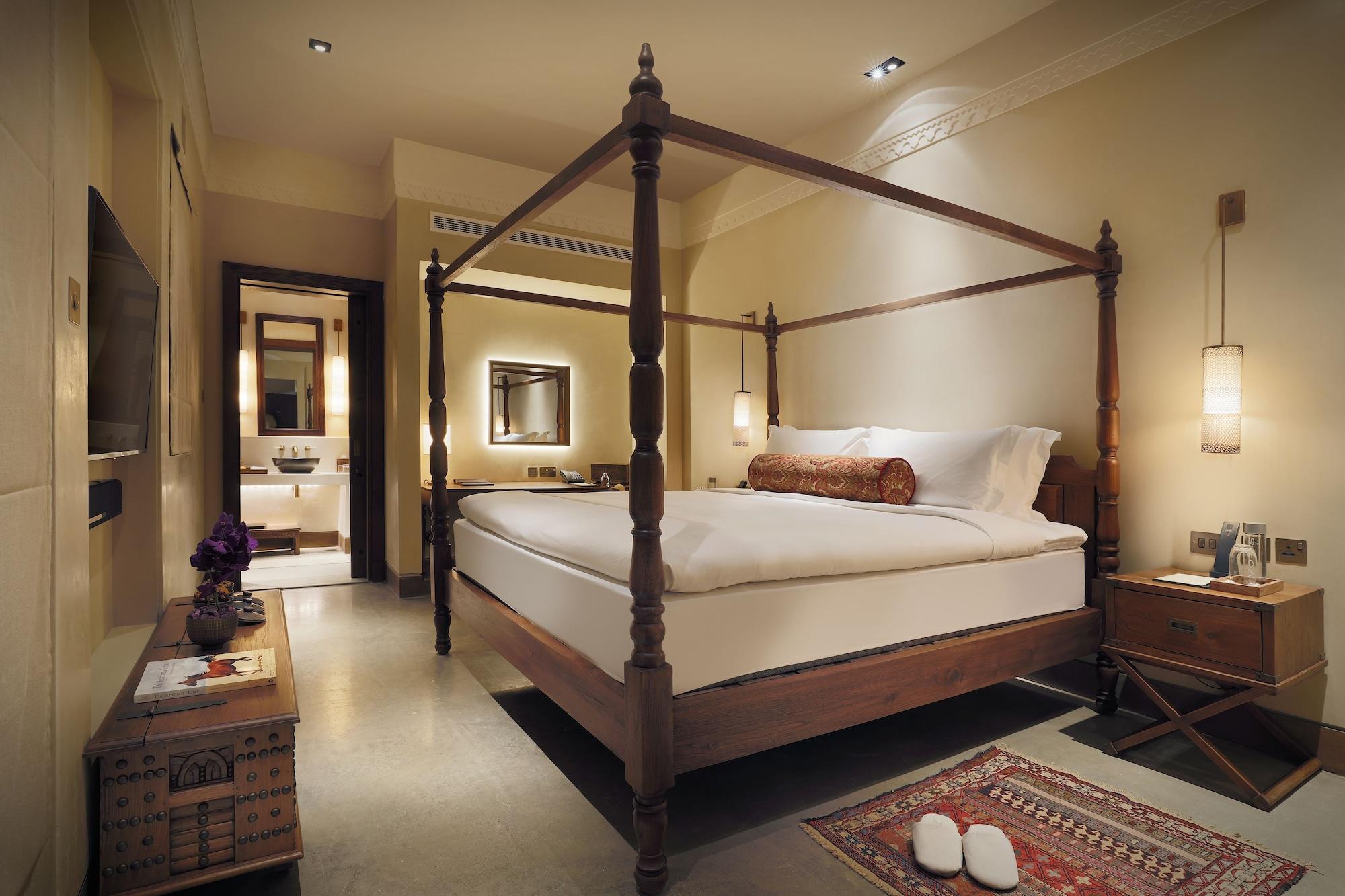 The Chedi Al Bait, Sharjah Hotell Exteriör bild A bedroom at the Taj Mahal Palace