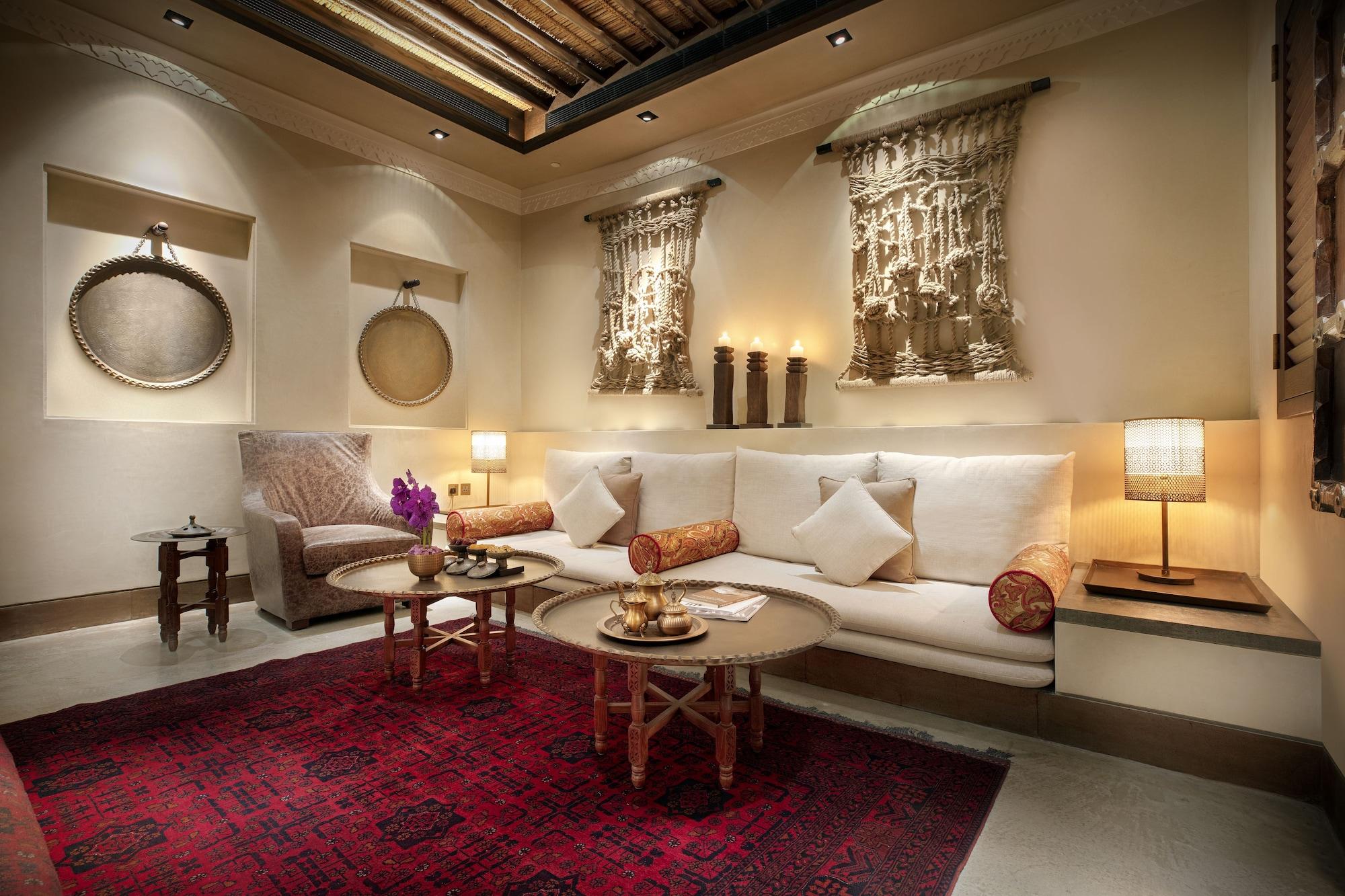 The Chedi Al Bait, Sharjah Hotell Exteriör bild The Majlis