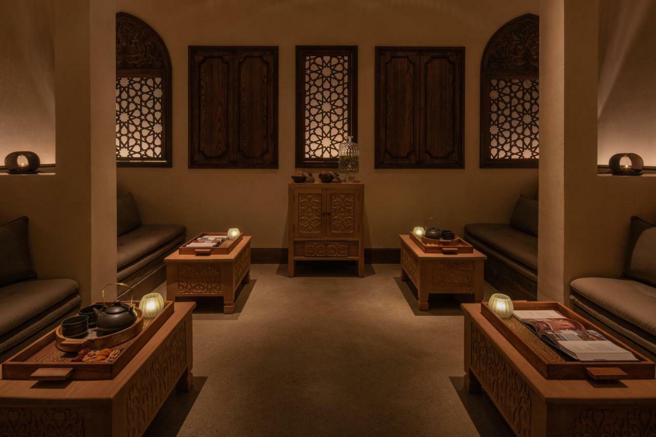 The Chedi Al Bait, Sharjah Hotell Exteriör bild The Royal Spa at The Royal Mirage