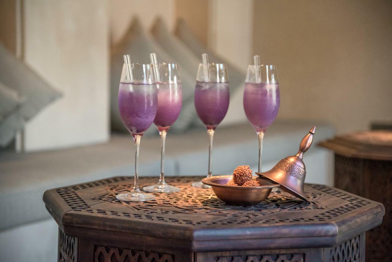 The Chedi Al Bait, Sharjah Hotell Exteriör bild A Moroccan mint tea
